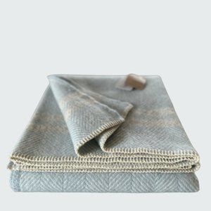 Elegant Blue-Gray Herringbone Throw Blanket